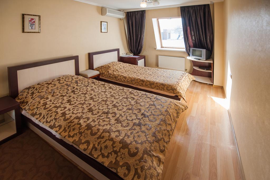Stella De Lux Hotel Kisinyov Kültér fotó