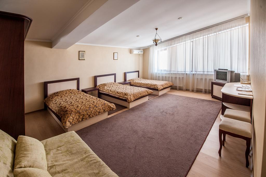 Stella De Lux Hotel Kisinyov Kültér fotó